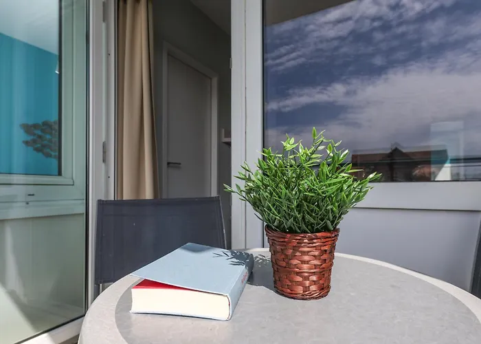 Probsteier Platz Moewennest * Laboe